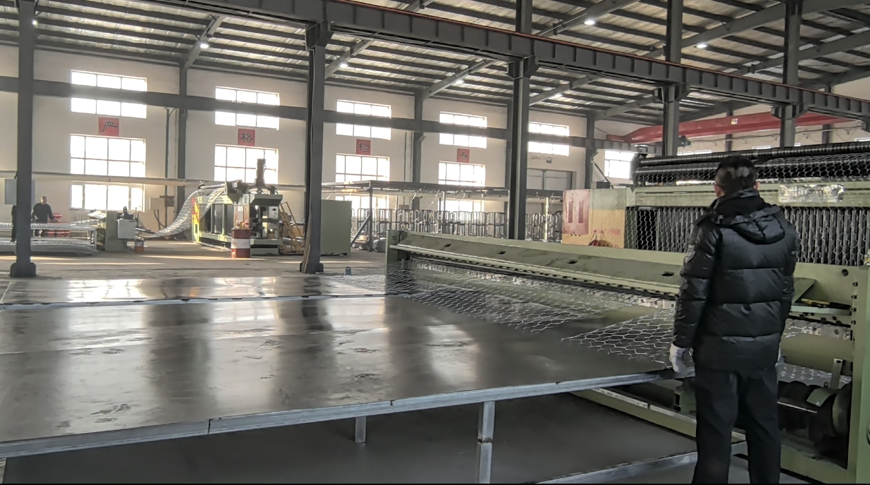 최신 회사 블로그 더 많은 제조업체가 Jinlida의 새로운 고속 옹벽 기계를 선택하는 이유는 무엇일까요?