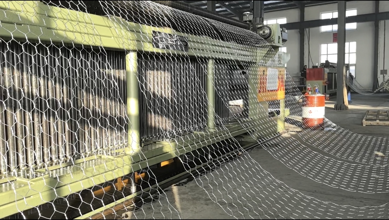 최신 회사 블로그 공장 성공과 적절한 개비온 기계 사이의 숨겨진 연결