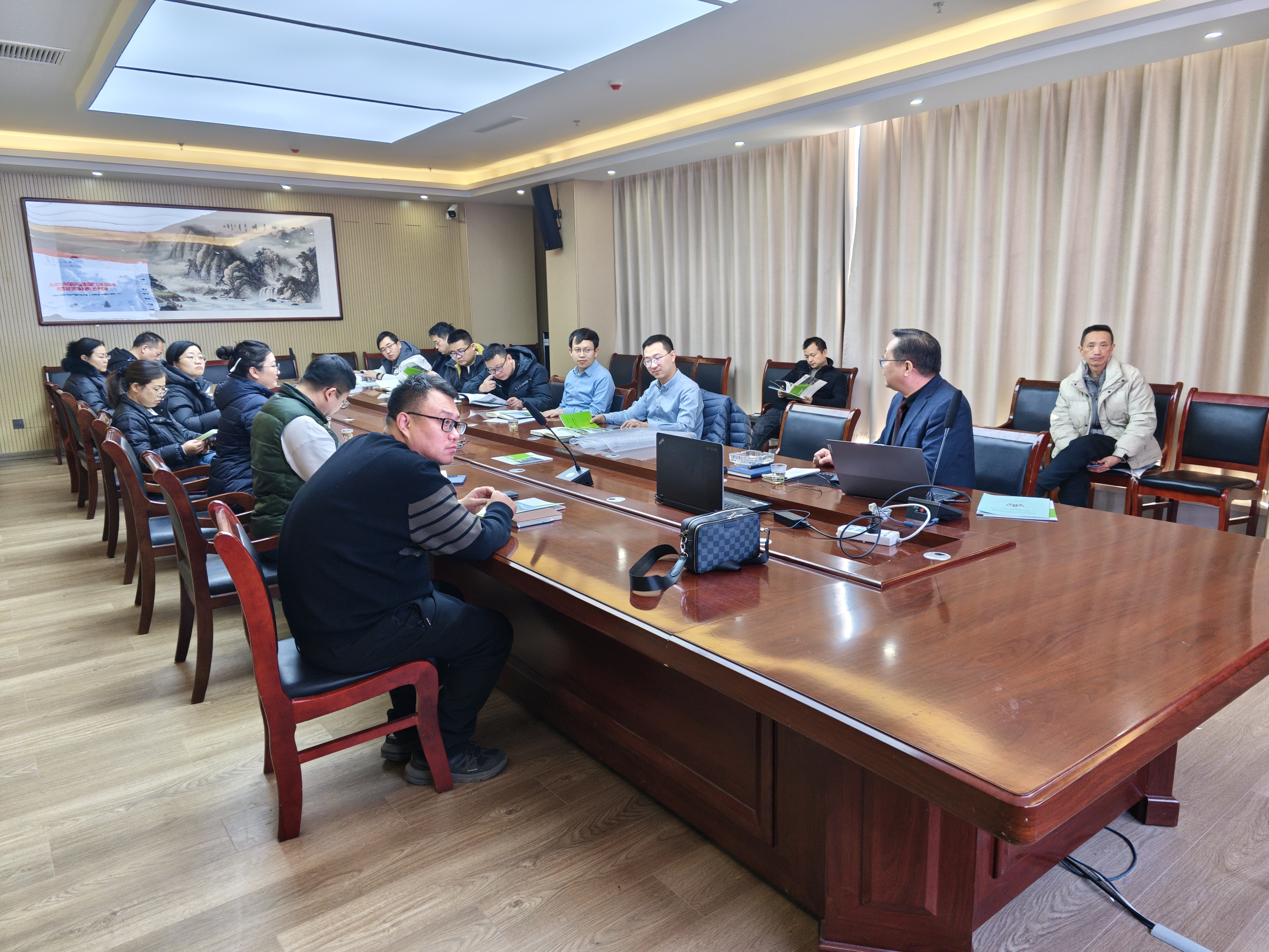 최신 회사 블로그 글로벌 옹벽 생산에서 장기적인 장비 신뢰성이 우선순위가 됩니다.