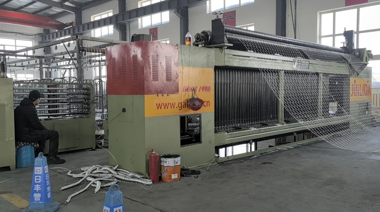 최신 회사 블로그 해외 고객들이 왜 가비온 장비를 생산하기 위해 중국 공장을 계속 선택하는가