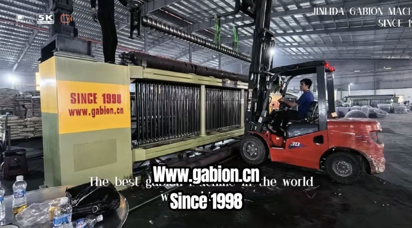 최신 회사 블로그 Gabion 메시에 대한 글로벌 수요 증가: JINLIDA가 제조업체가 안정적인 고속 생산을 달성하도록 돕는 방법