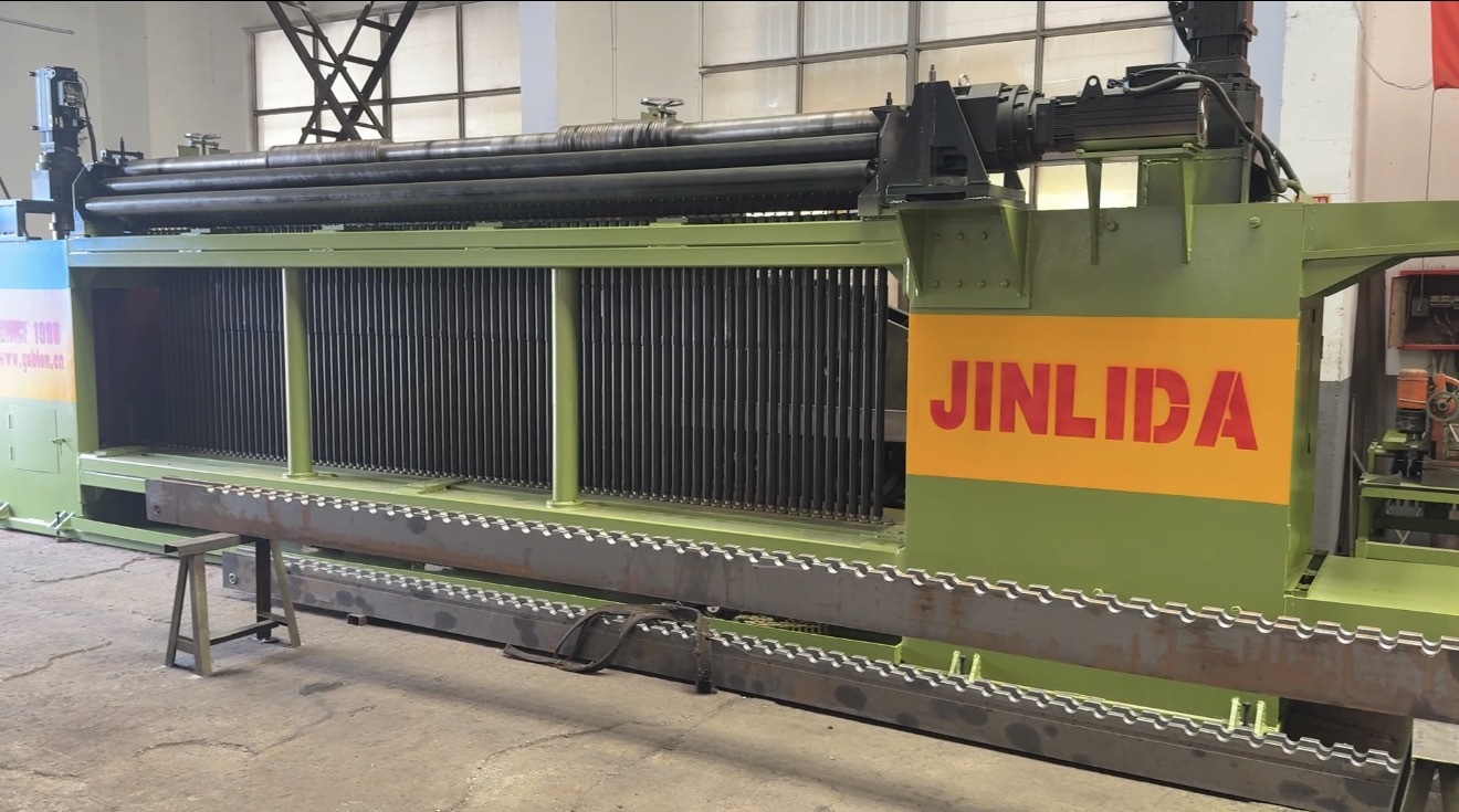 최신 회사 블로그 JINLIDA 5300mm CNC Gabion Mesh Machine | High-Speed Automatic Gabion Production Equipment for River Protection, Slope St