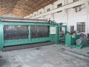 주문 지속적인 6 막대기 2300mm 폭 돌망태 상자 기계 중앙 집중식 윤활 온라인 제품