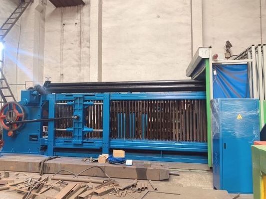 주문 토목 공학을 위한 주문을 받아서 만들어진 5000mm 돌망태 기계 112*127mm 철사 그물세공 온라인 제품