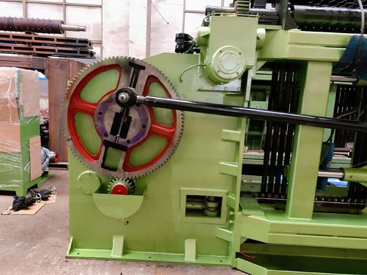 주문 2.5m 가비온 망 기계 7.5KW 전력 스팟 용접 380V / 50HZ 60m / Min 온라인 제품